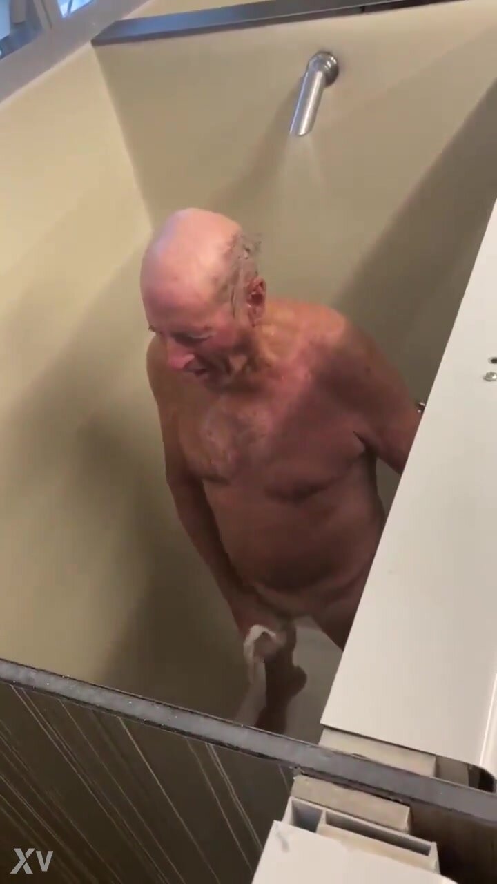 Old Men Jacking Off a auch