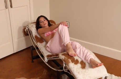 aria valencia feet