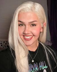 debbie edmondson recommends daisy taylor net worth brooke nadeau add daisy taylor net worth photo