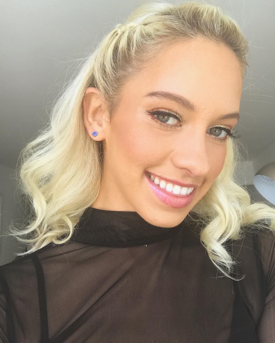 khloe kapri strapon - kelsi monroe full best gfe