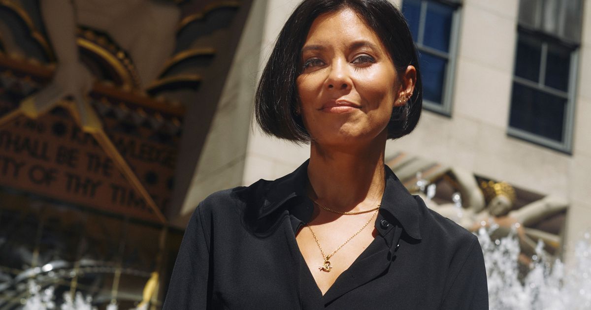 danette cox like alex wagner sexy photo bernadeth gatica recommends alex wagner sexy pic