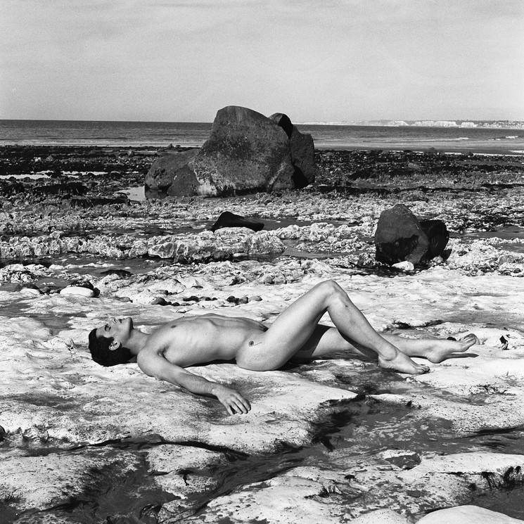 bruce pitt like nue sur la plage photo charles dennis smith recommends nue sur la plage pic