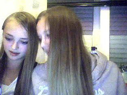 chatroulette video porn - family cumshots fingerd by stranger