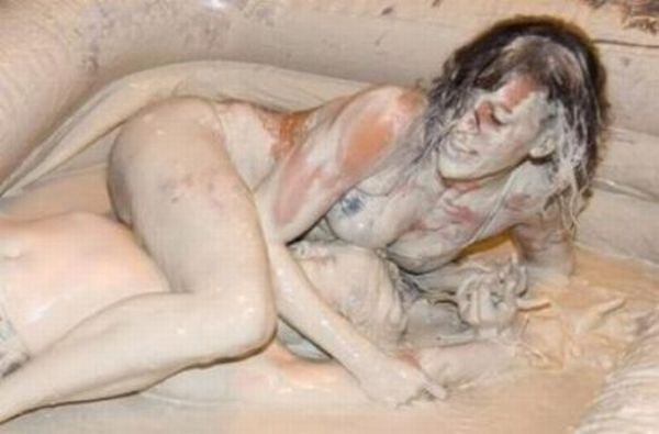fisting blonde basha syed recommends Naked Women Mud Wrestling