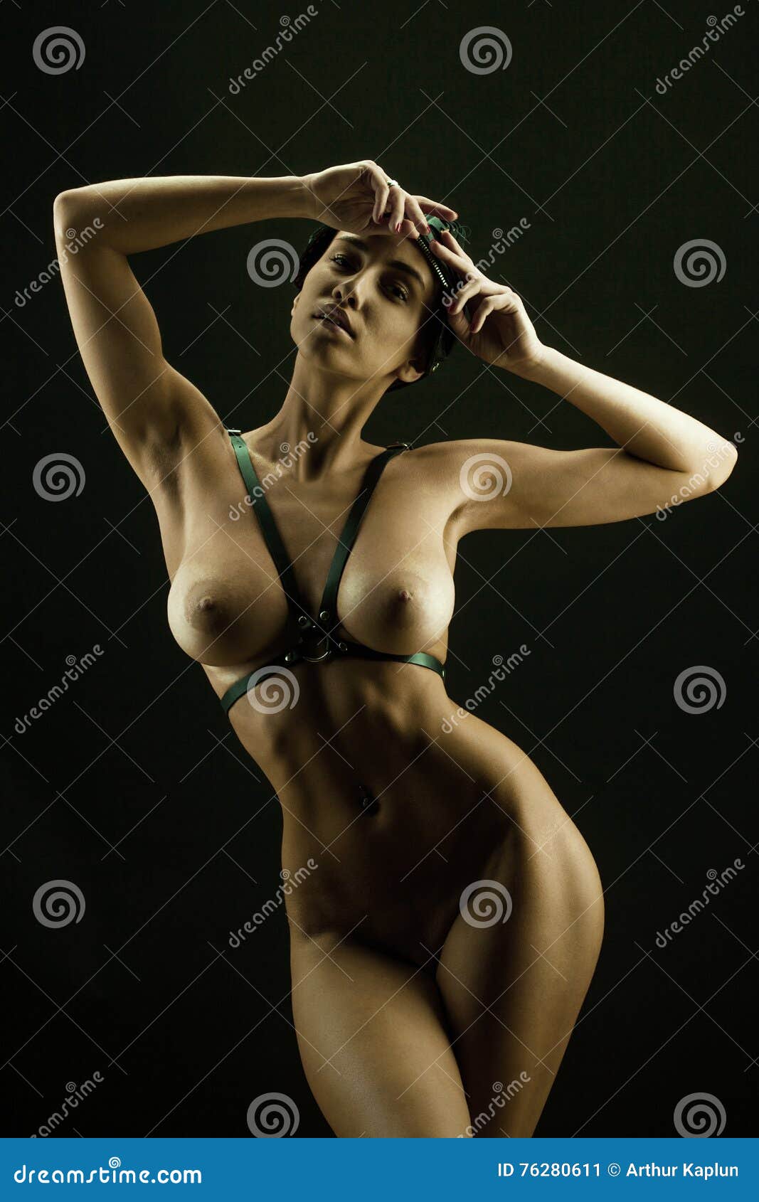 coral cohen add nude sports girls photo