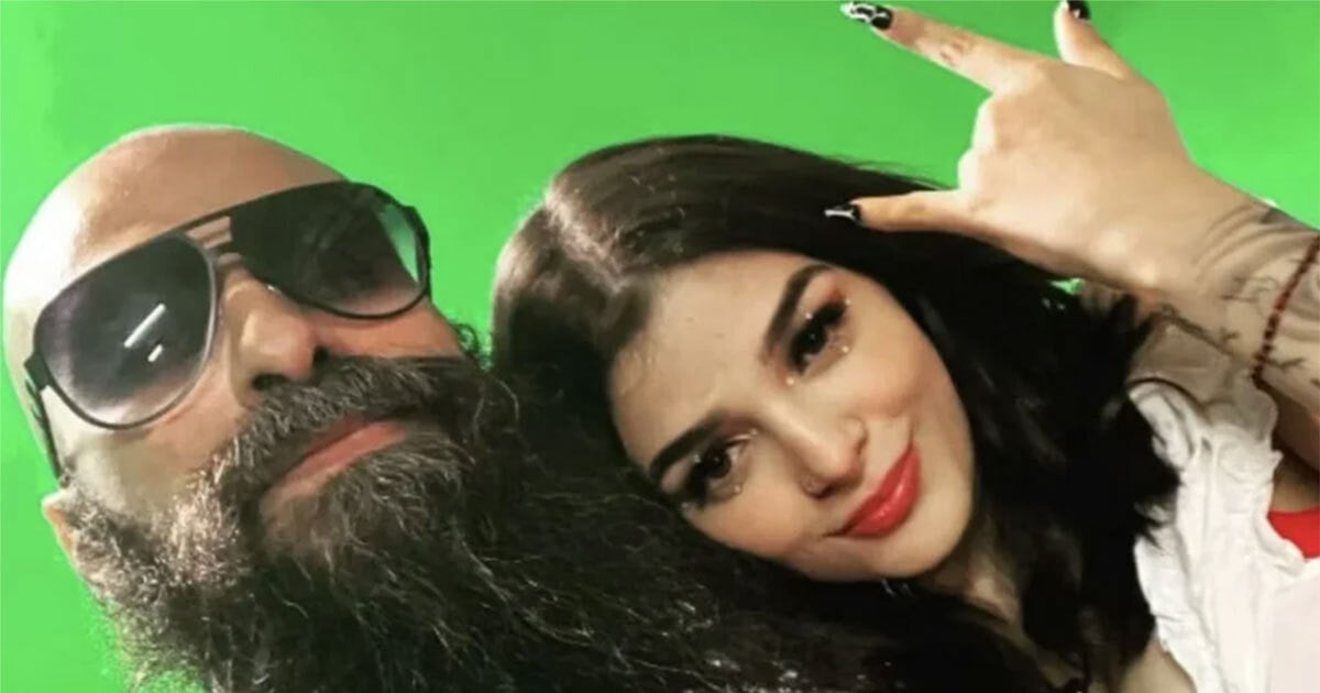karely ruiz y el babo - teacher is naked beautiful tits cumshot