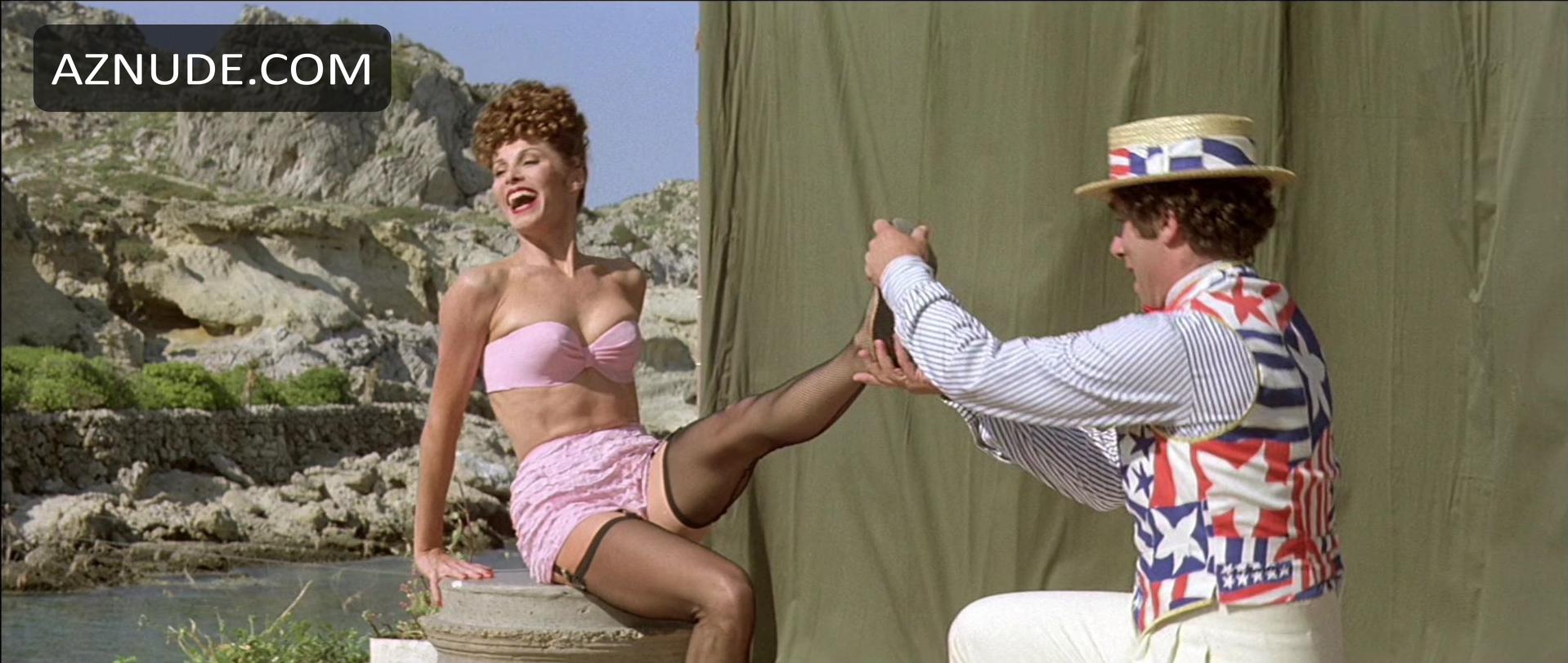 ahmed cena recommends Stefanie Powers Naked