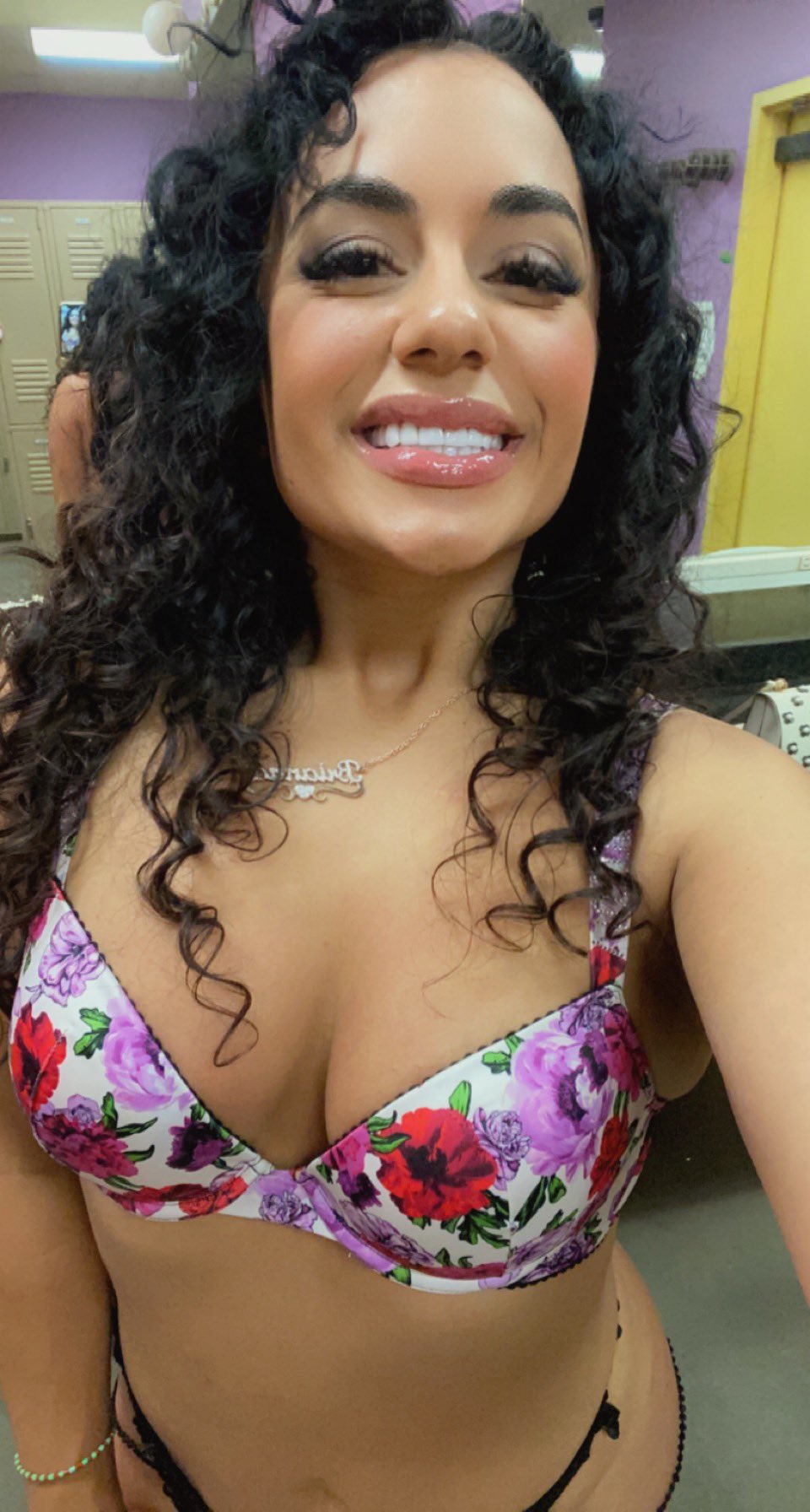 big buttlatinass