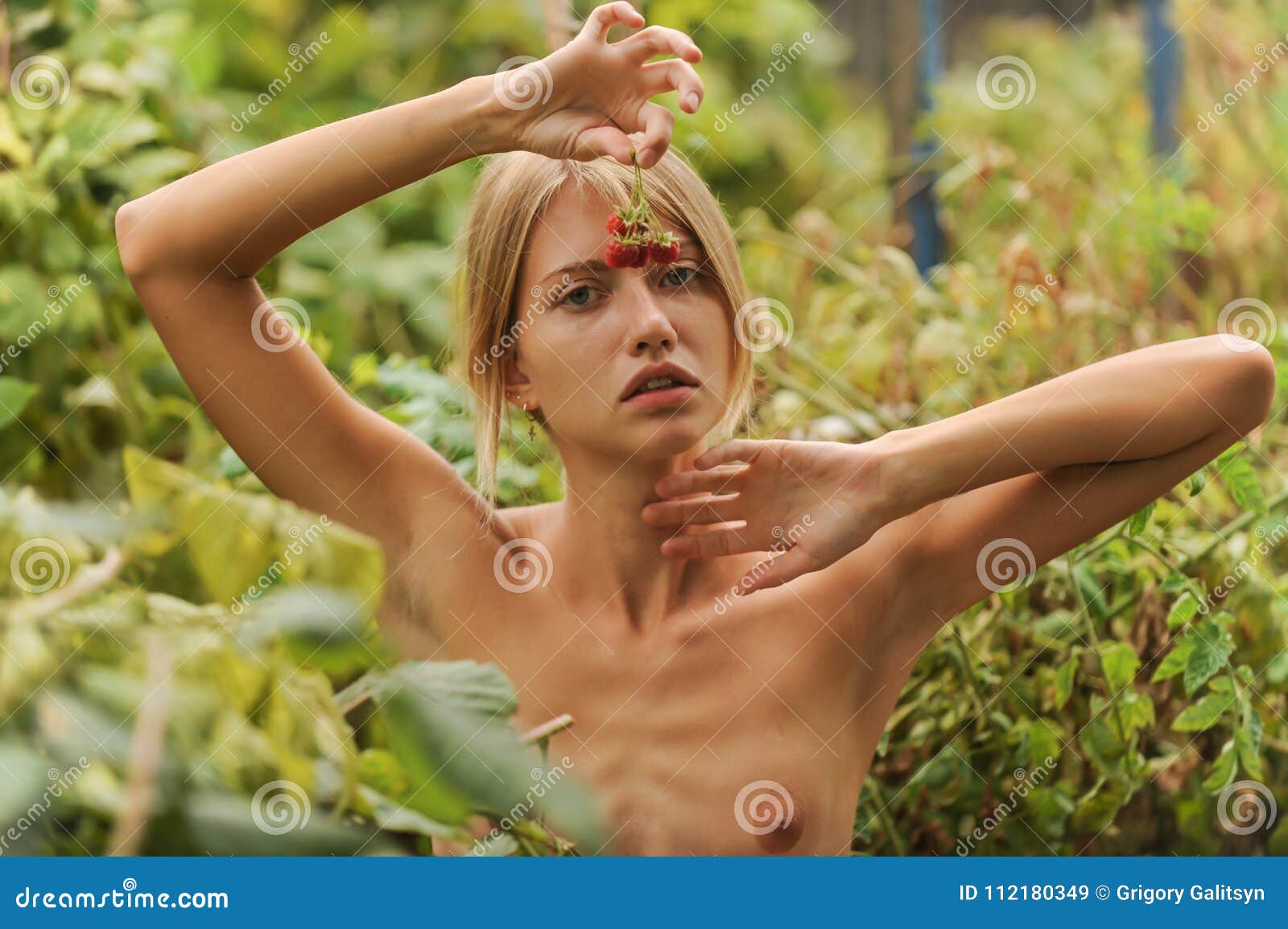 aarif alam like nude at garden photo brandon barre recommends nude at garden pic