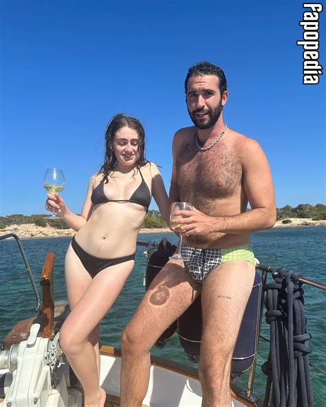 japanese freeuse porn alison wild recommends rachel sennott naked pic