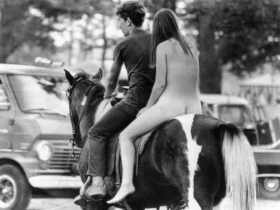 bbw mom solo porn abraham purba recommends Naked Horseback Ride