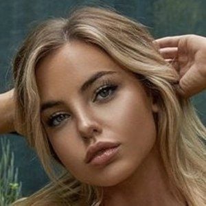 brandy hawk like kotos naked emma photo anna reycraft recommends lesbian teasing porn pic