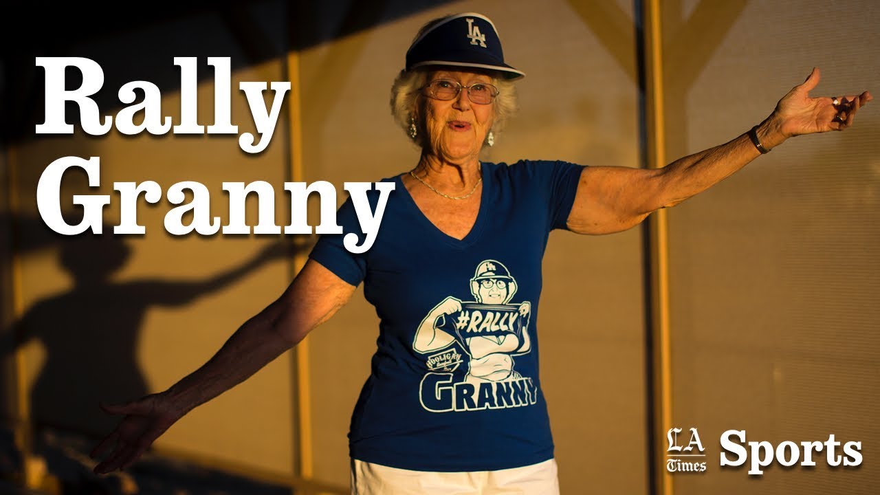 flashing grandma - grannies that love anal ts asshole