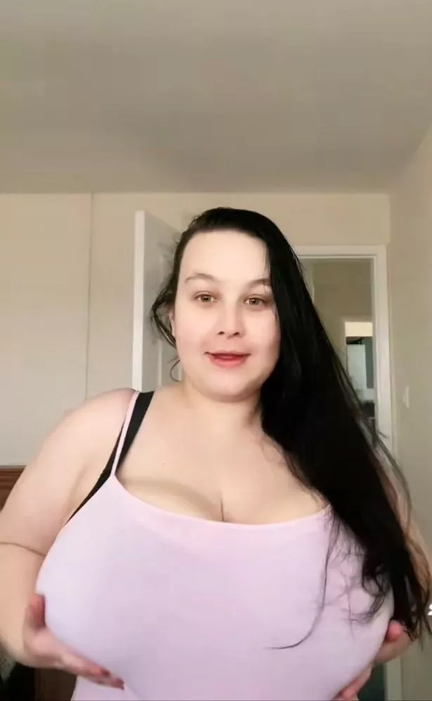 alberto fornasier recommends Huge Tits Mature Mom