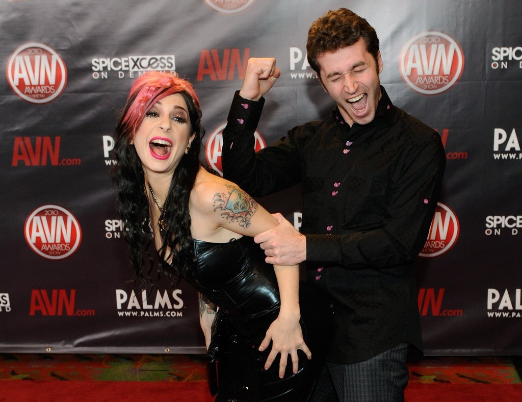 james deen joanna angel - jolene devil large breasted cougars
