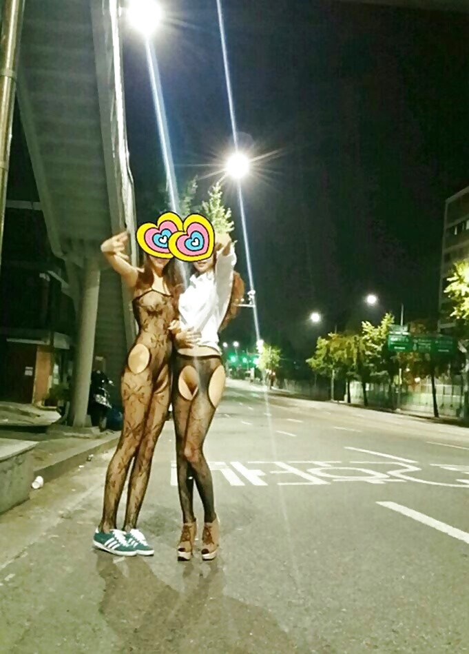 gorillagrip nude alyson judd recommends Korean Public Flashing