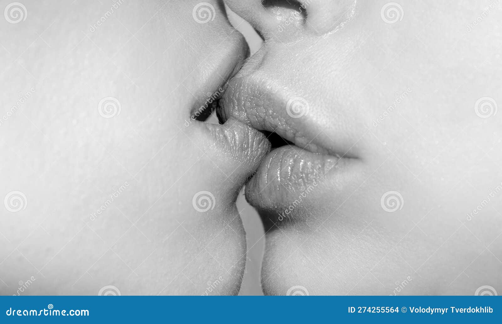 craig gilchrist add lesbian sensual love making photo