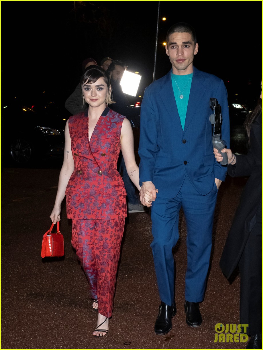 kenzie reevesporn Best of Maisie williams bj