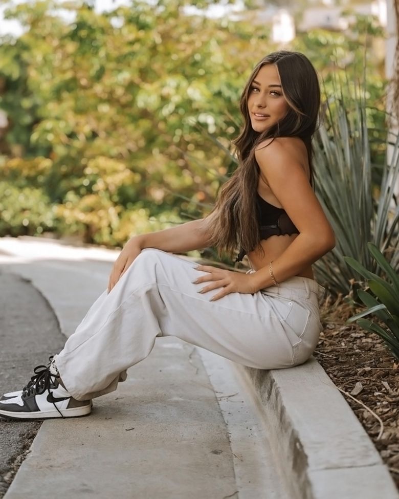 beata soos like mckinley richardson of free photo deanna morrison recommends mckinley richardson of free pic