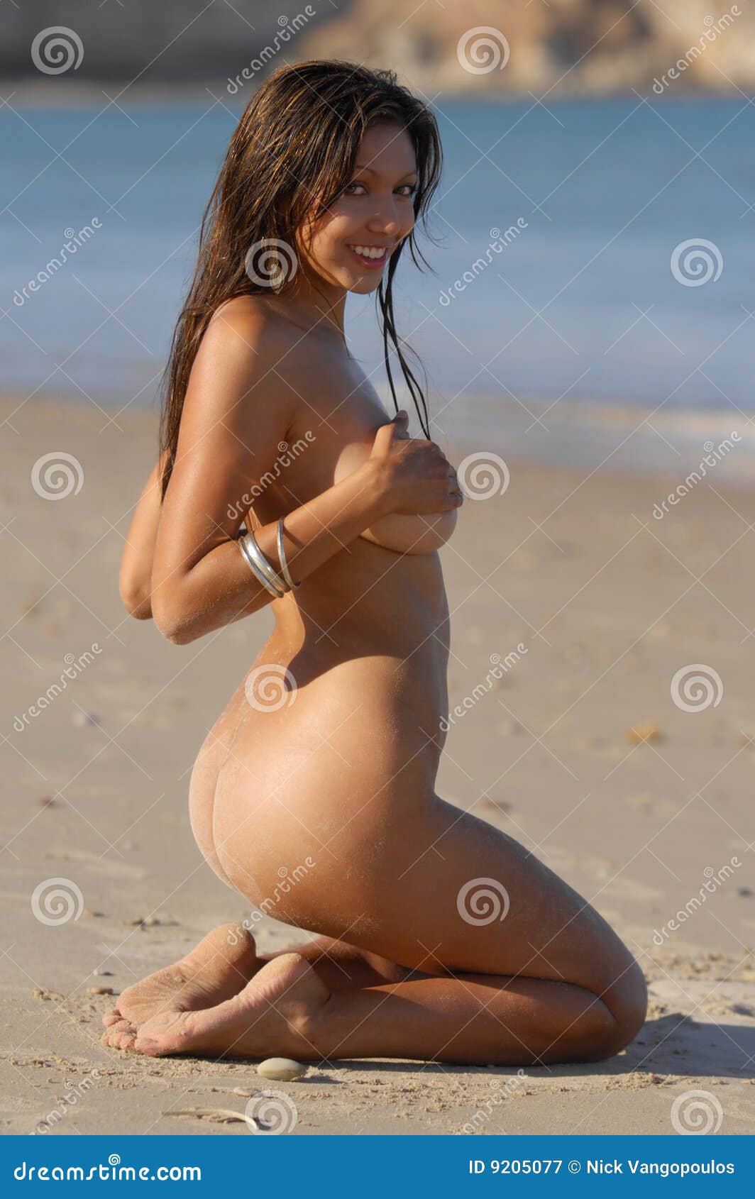 andrew bowring recommends Naked Beachgirls