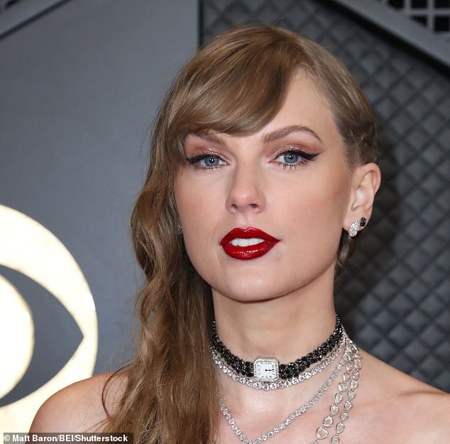 dan atchison recommends Taylor Swift Pic Nude