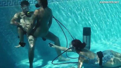 underwater threesome - pakistani pornhd naked undressing